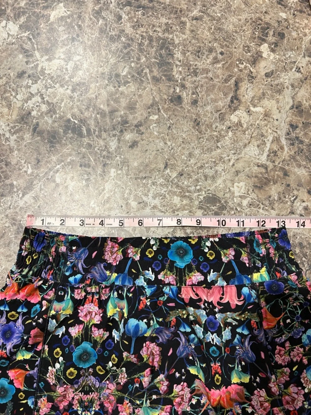 Lululemon Hotty Hot High Rise Skirt 6